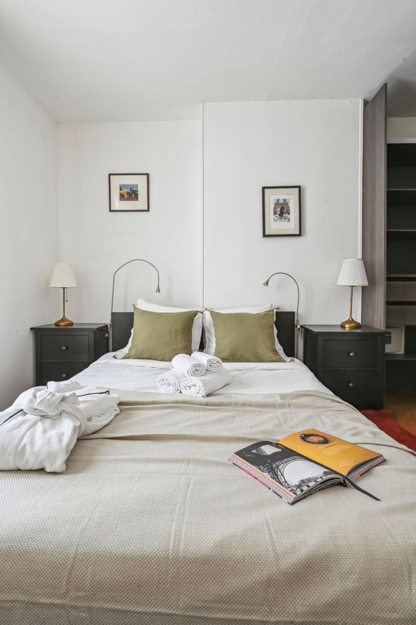 Eiffel Tower & Hotel Des Invalides - 1Br - Cityapartmentstay Paris Extérieur photo